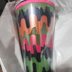 🖤💚Glow in Dark Tumbler Sale !!!!!!!!